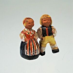 Vintage Clay Figurines Colonial German Folk Man And Women